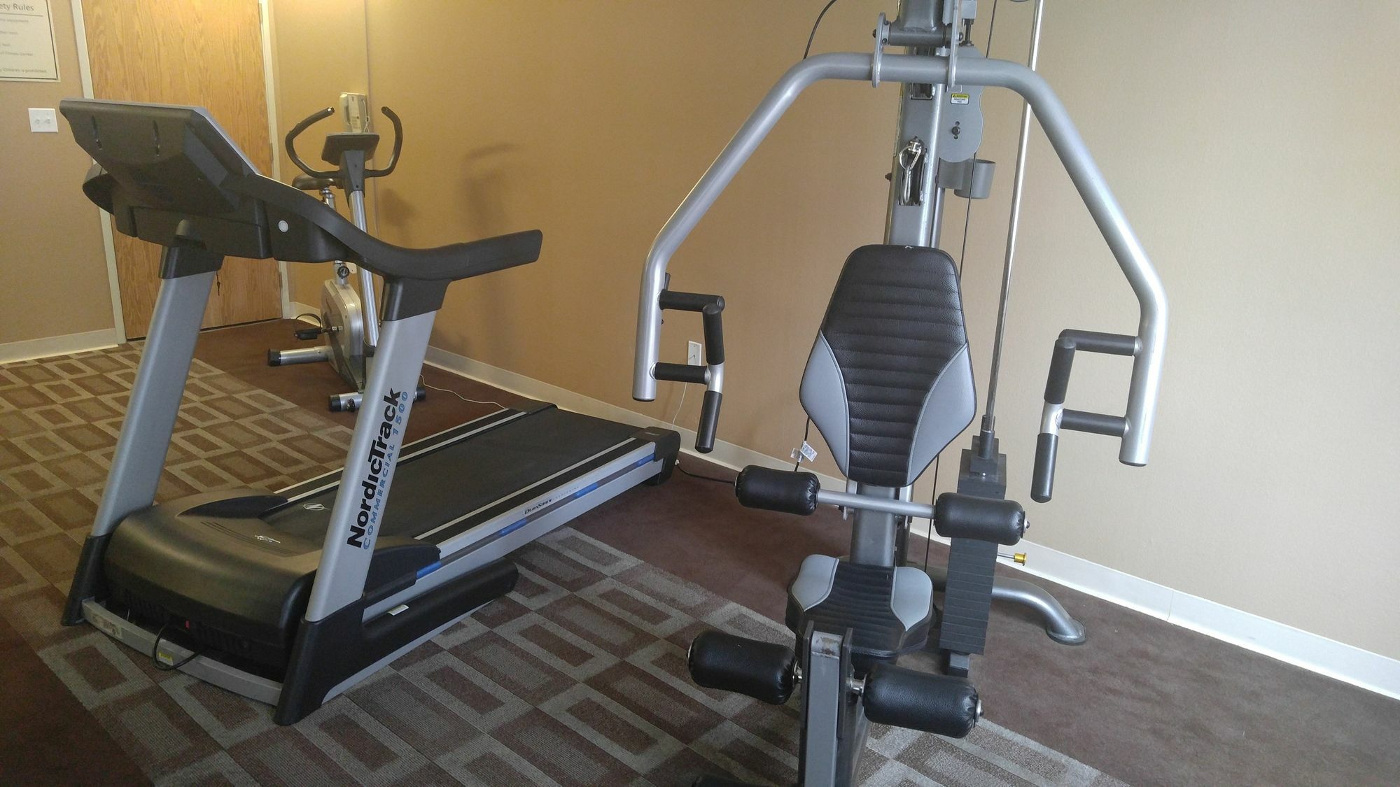 Quality Inn & Suites Lakewood - Denver Southwest Bagian luar foto